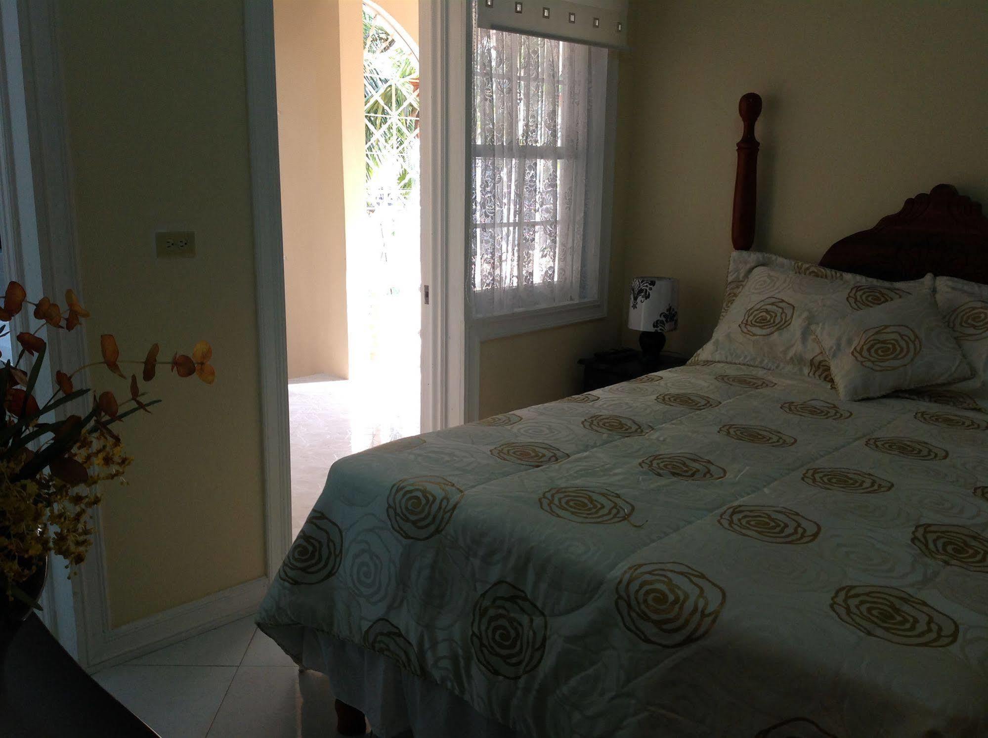 Cazwin Guest house