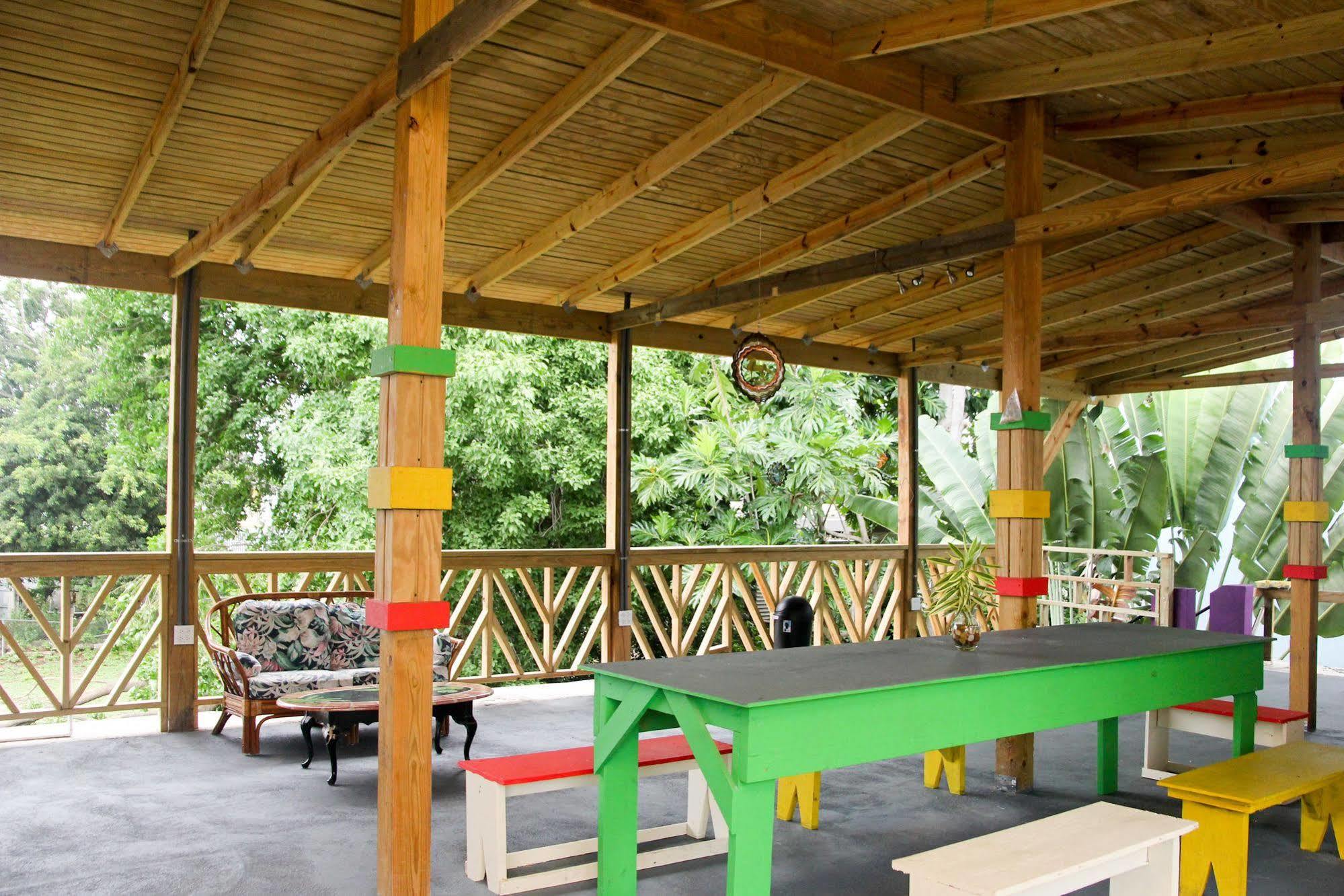 Vieques Good Vibe Guest House
