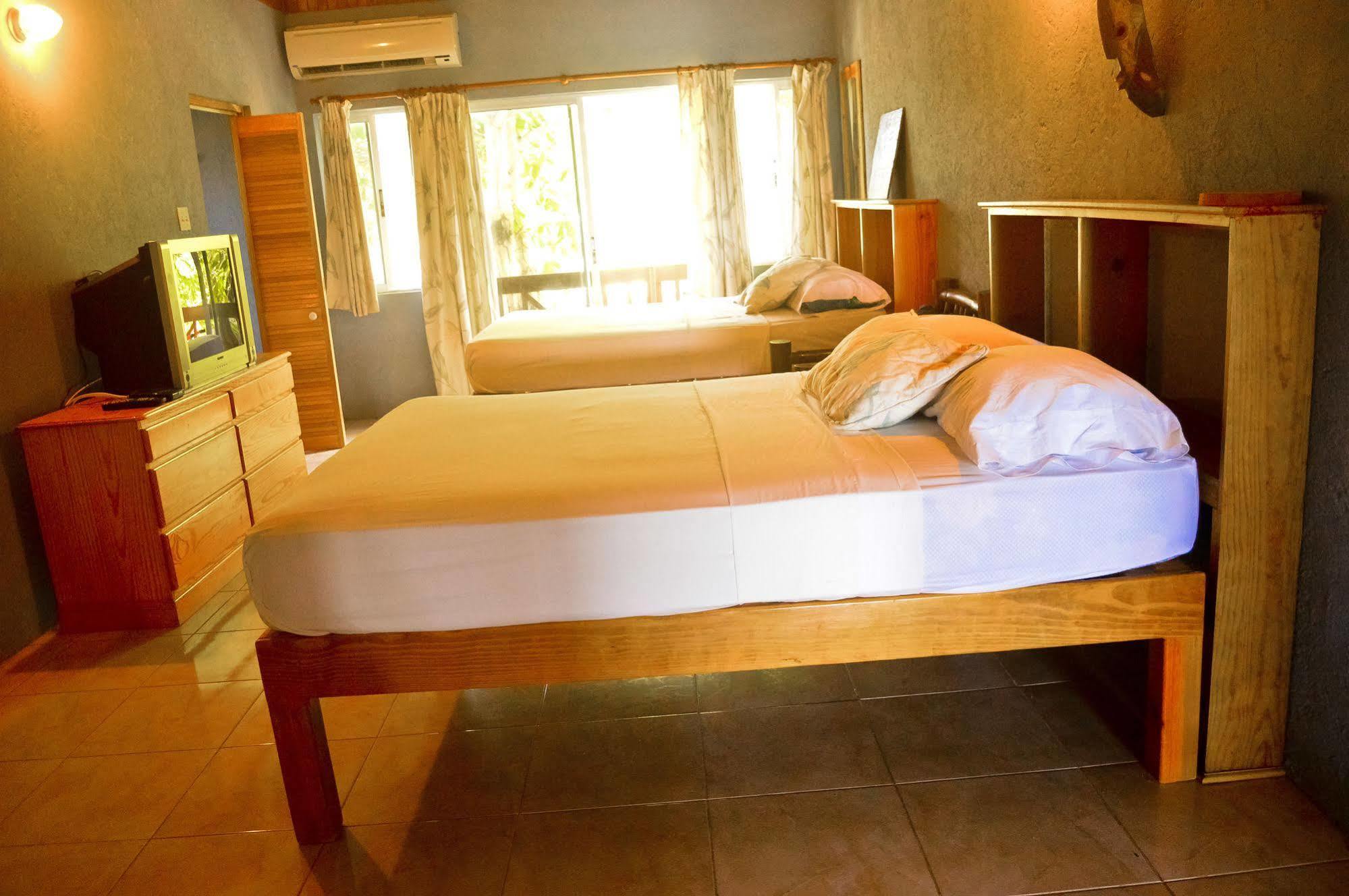 Lemer & Guest house 2*