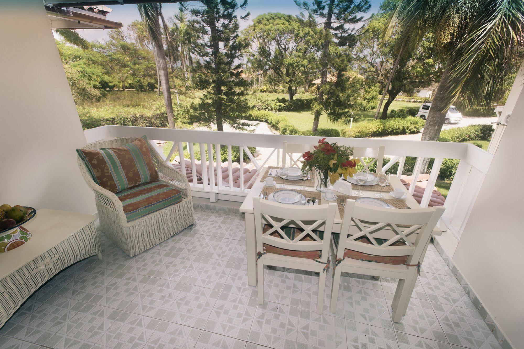 El Pelicano Aparthotel Las Galeras