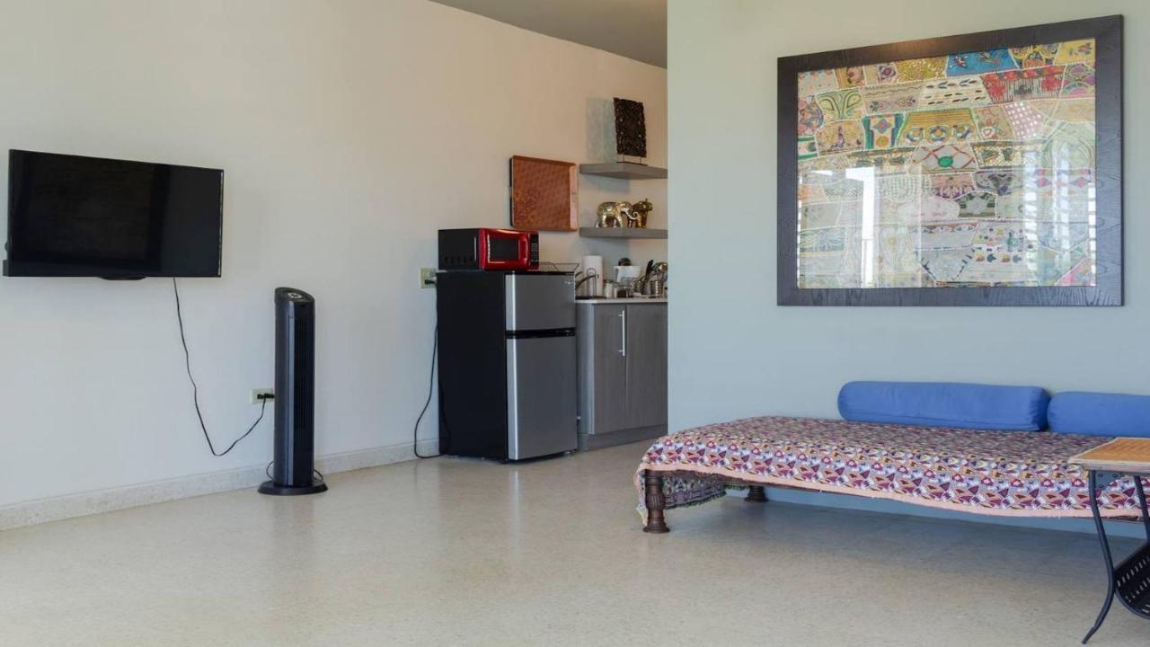 La Esmeralda Pr Guest house 3*