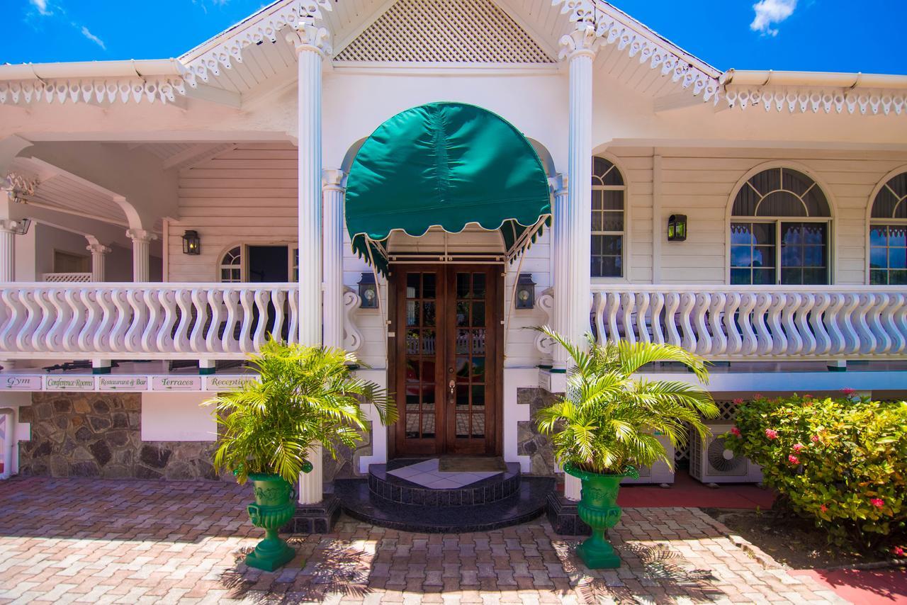 Hotel Grenadine House 4*