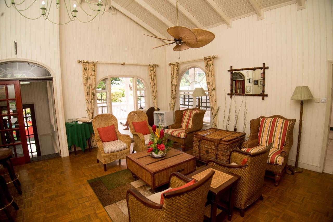 Grenadine House