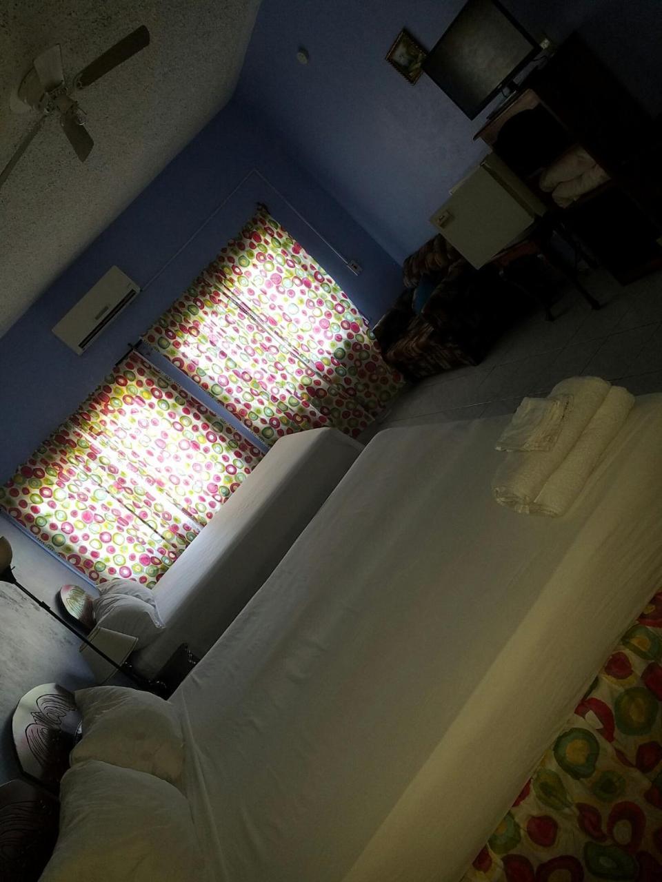 Tropical Court Hotel 3*