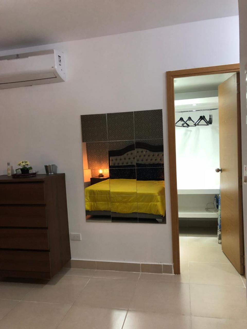 Apartment Frente A La Zona Colonial,