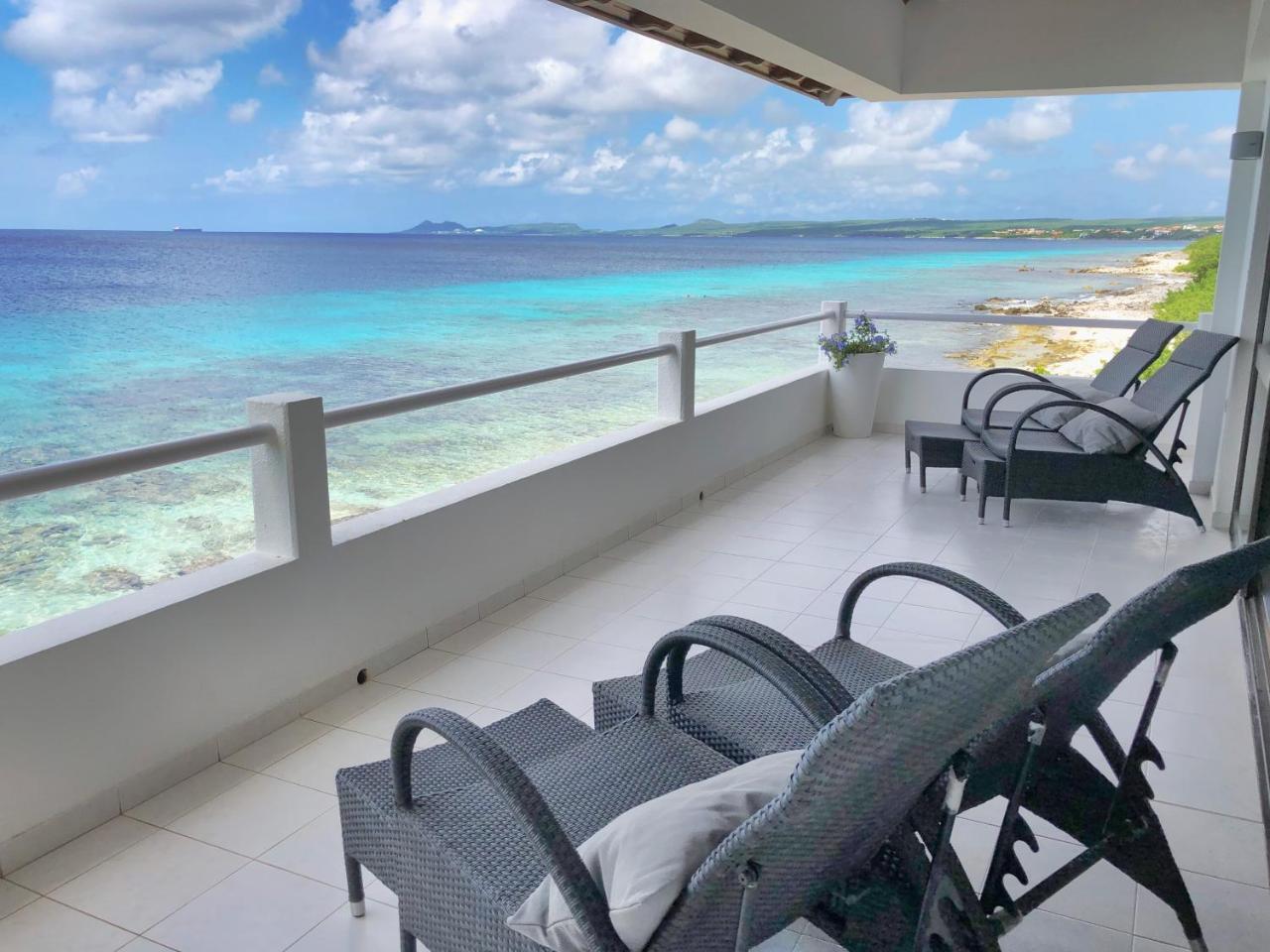 One Ocean Boutique & Bonaire Apartment *