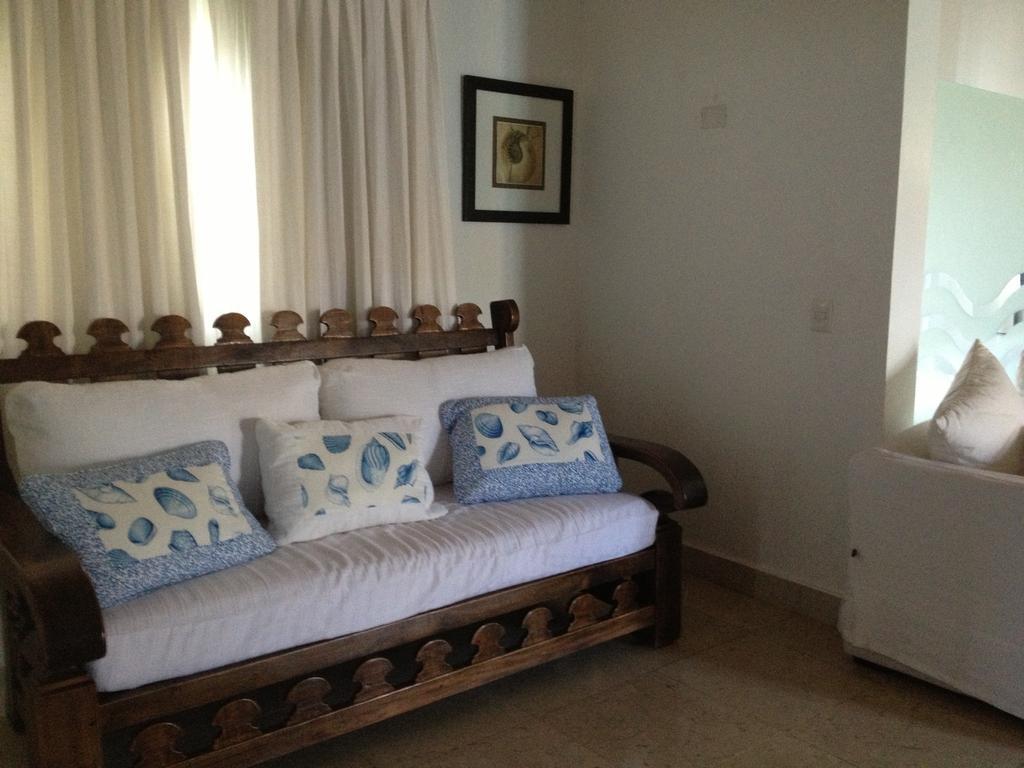 Hotel Grand Las Galeras Suites &