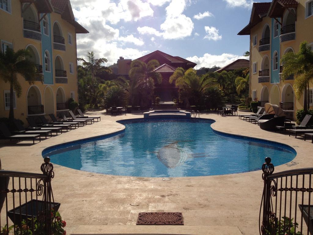 Grand Las Galeras Suites & Hotel