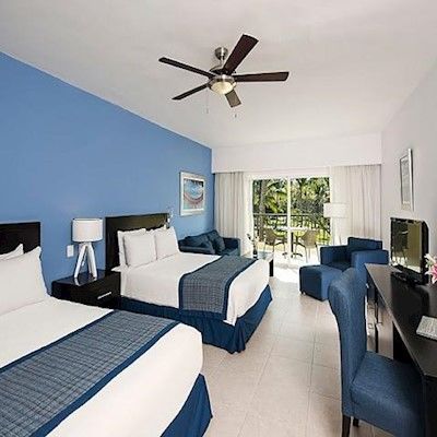 Ocean Blue And Sand Hotel 4*