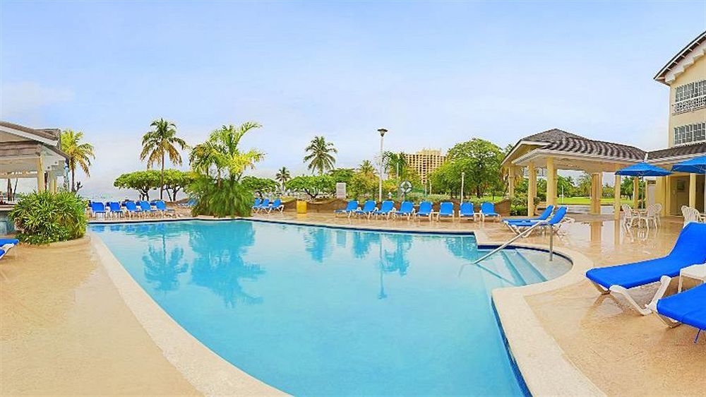 On The Hotel Ocho Rios
