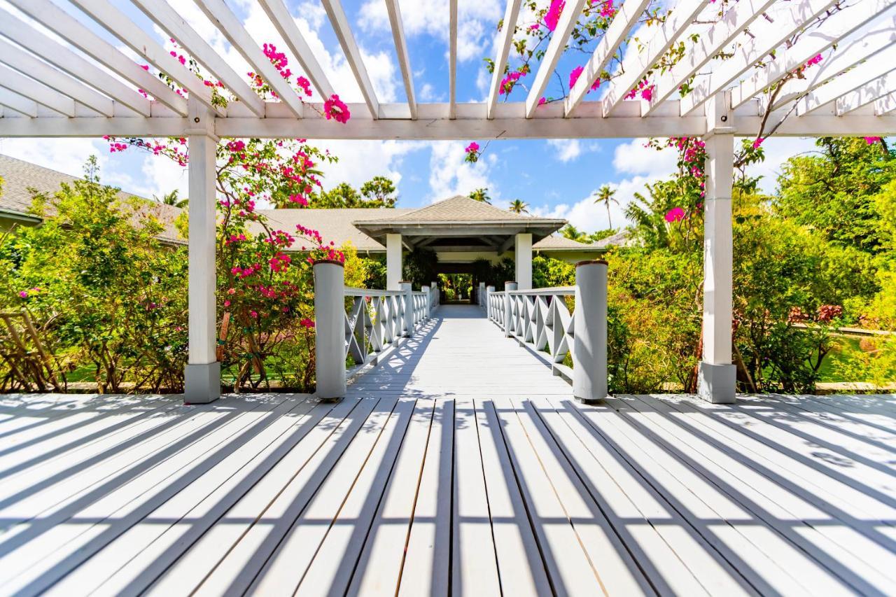 Carlisle Bay Hotel 5*