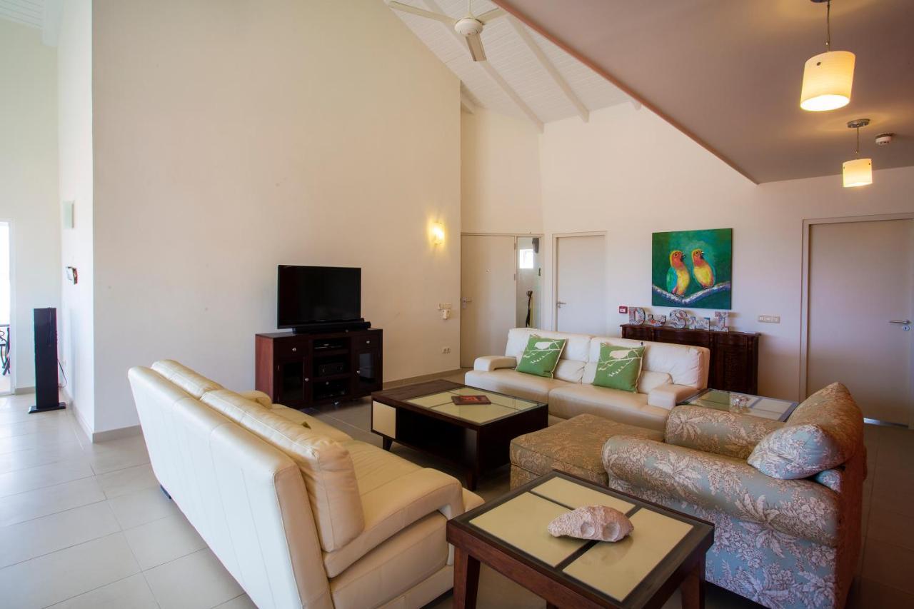 Blue Bay Apartment *