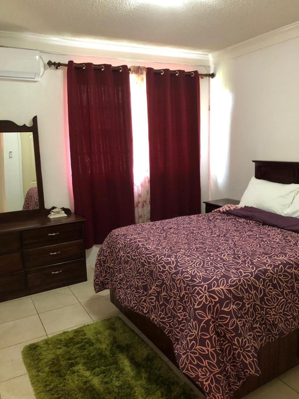 Personal Touch 1 Apartment