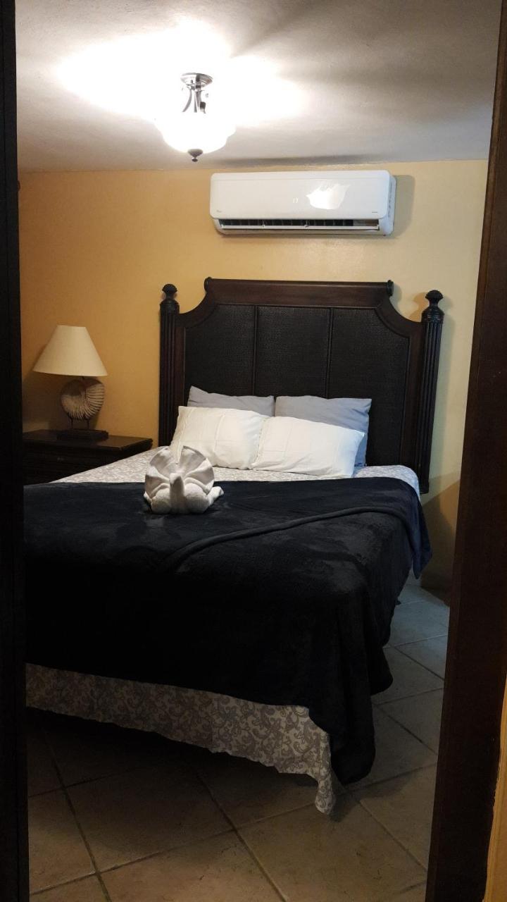 Costa Bonita Beachfront Villas Campsite