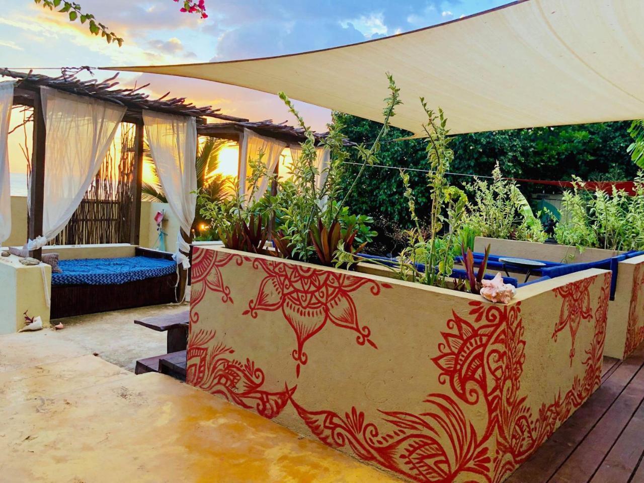 Katamah Beachfront Guesthouse Treasure Beach