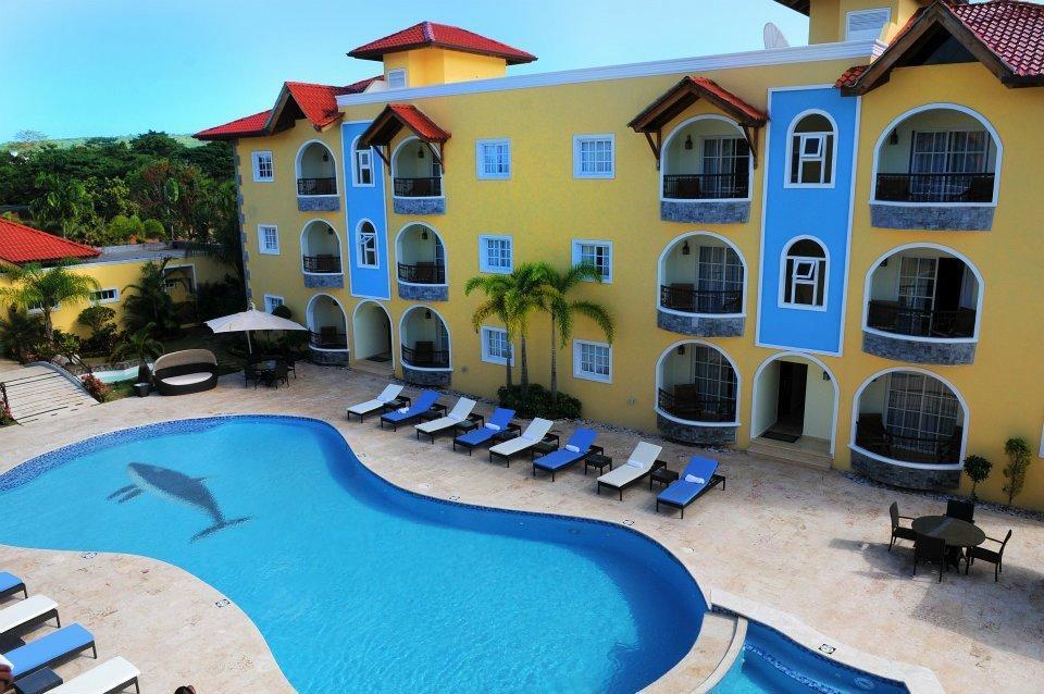 Grand Las Galeras Suites & Hotel