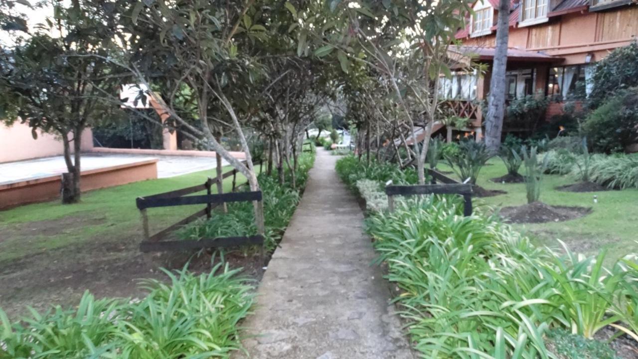 Rancho & De La Montana Hotel 3*