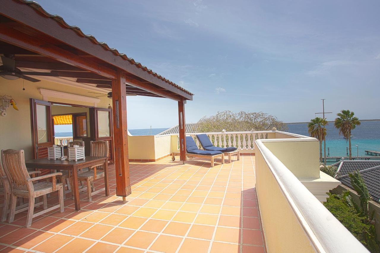 Club Nautico Oceanfront Penthouse * Kralendijk