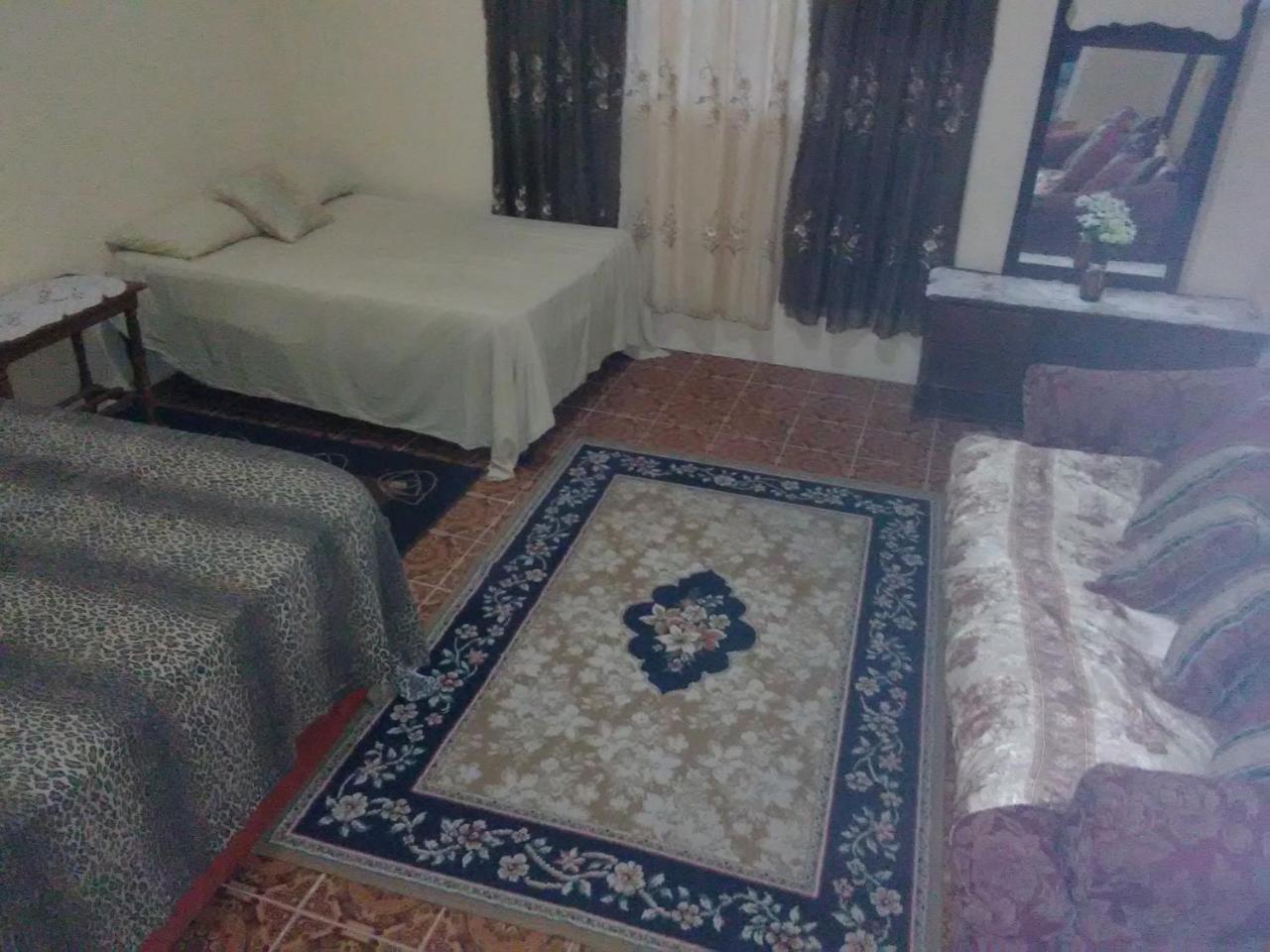 East Bay Guest house 2*