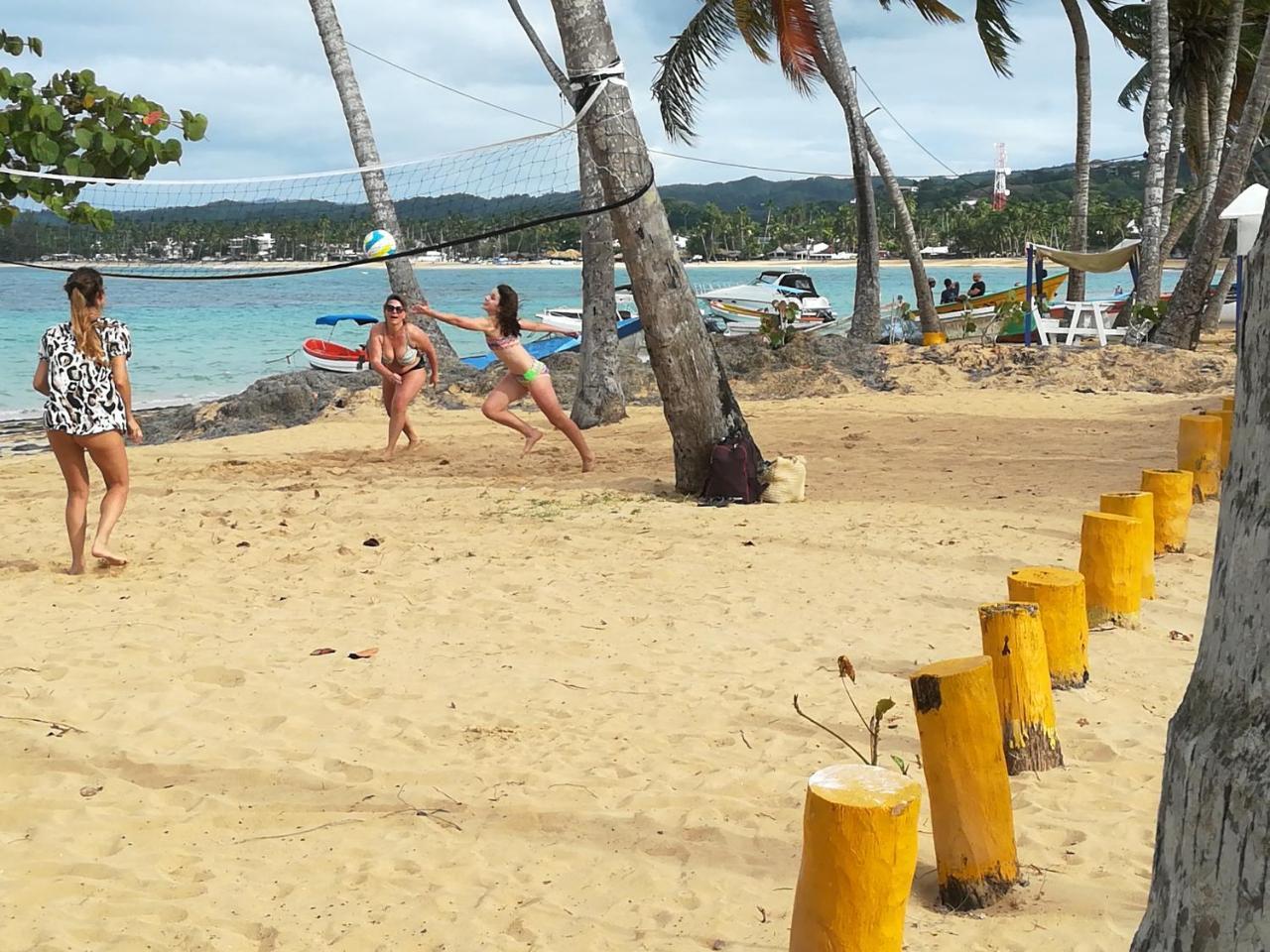 Costarena Beach