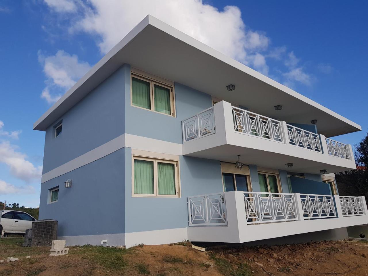Costa Bonita Beachfront Villas *