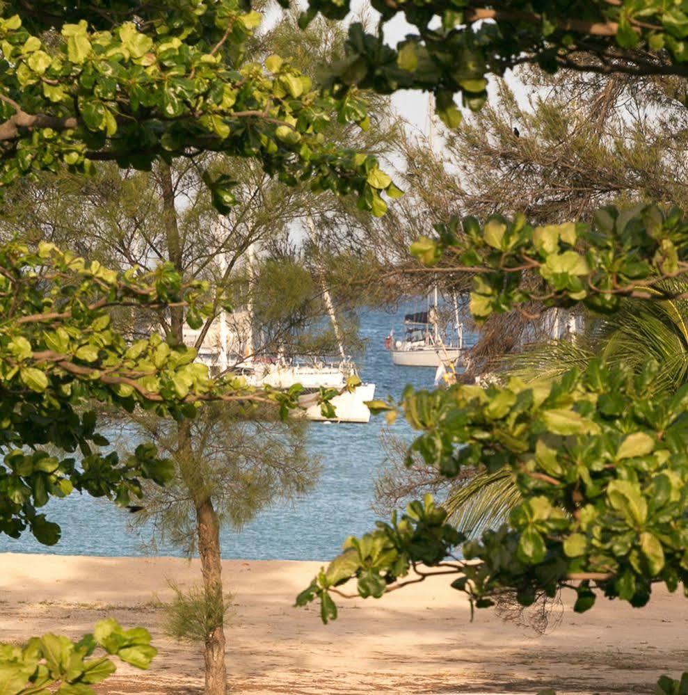 Hotel Commodore