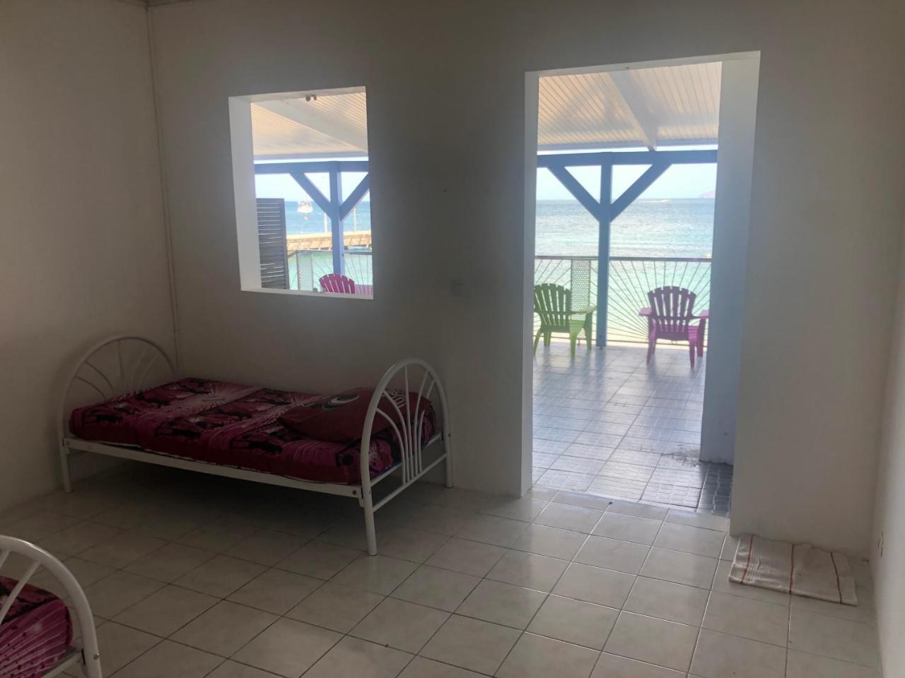 Apartment Les Pieds Dans L'eau Les Trois-Ilets