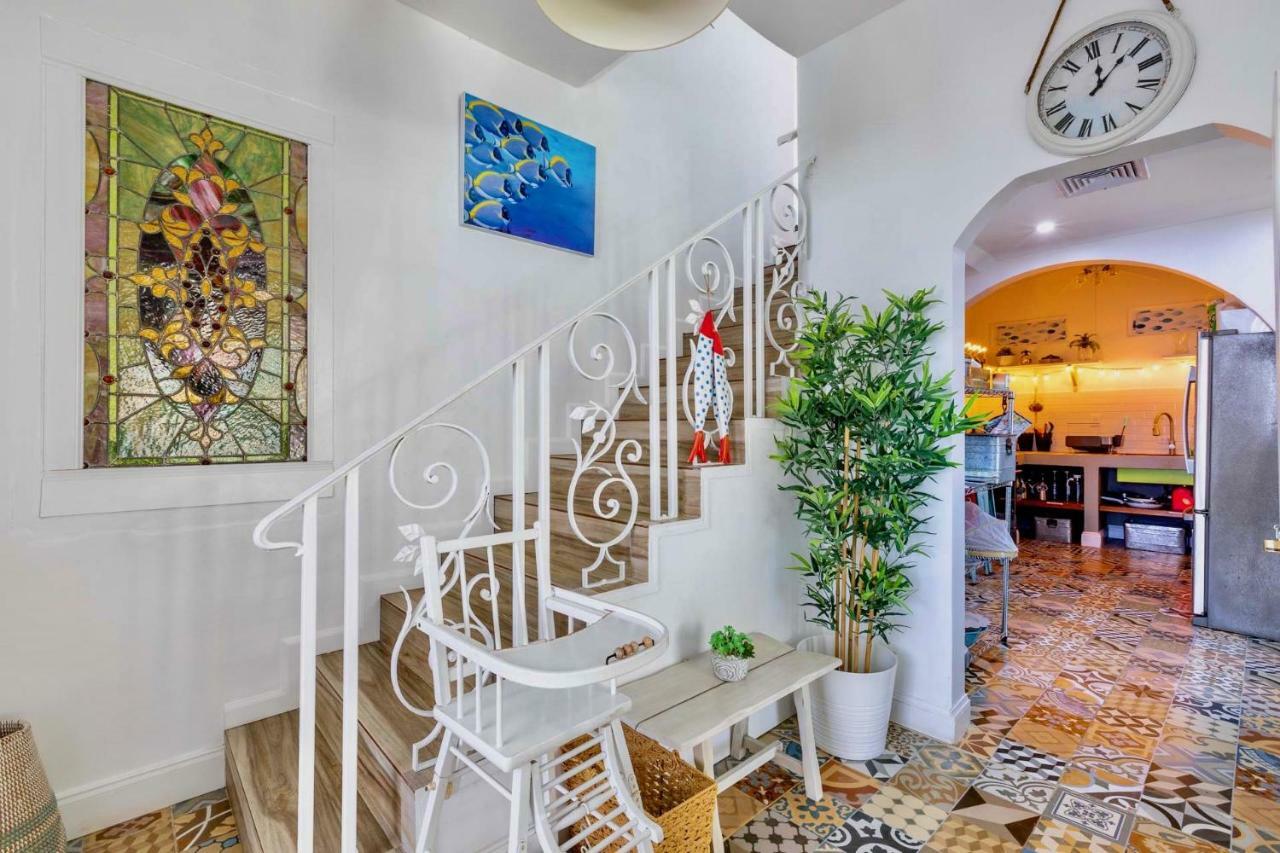 Casa Sevilla Acomodação com café da manhã  3*