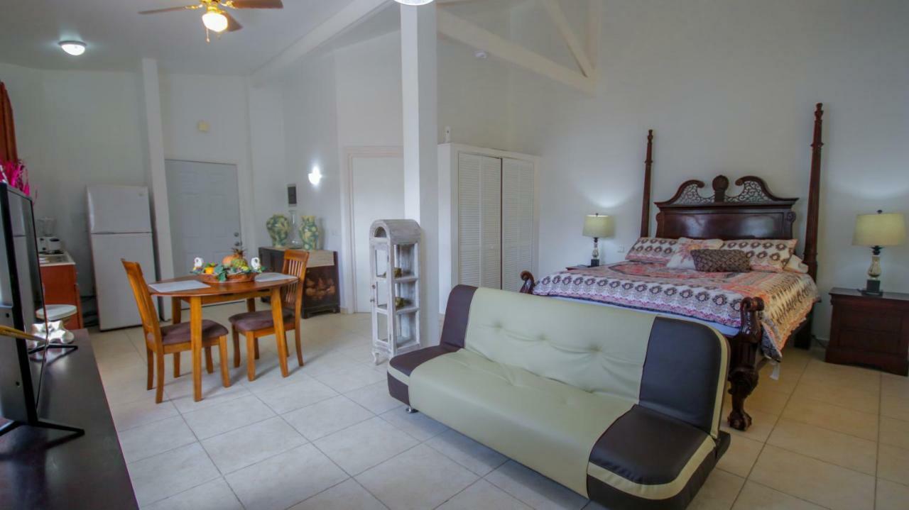 Liberty Inn 3*