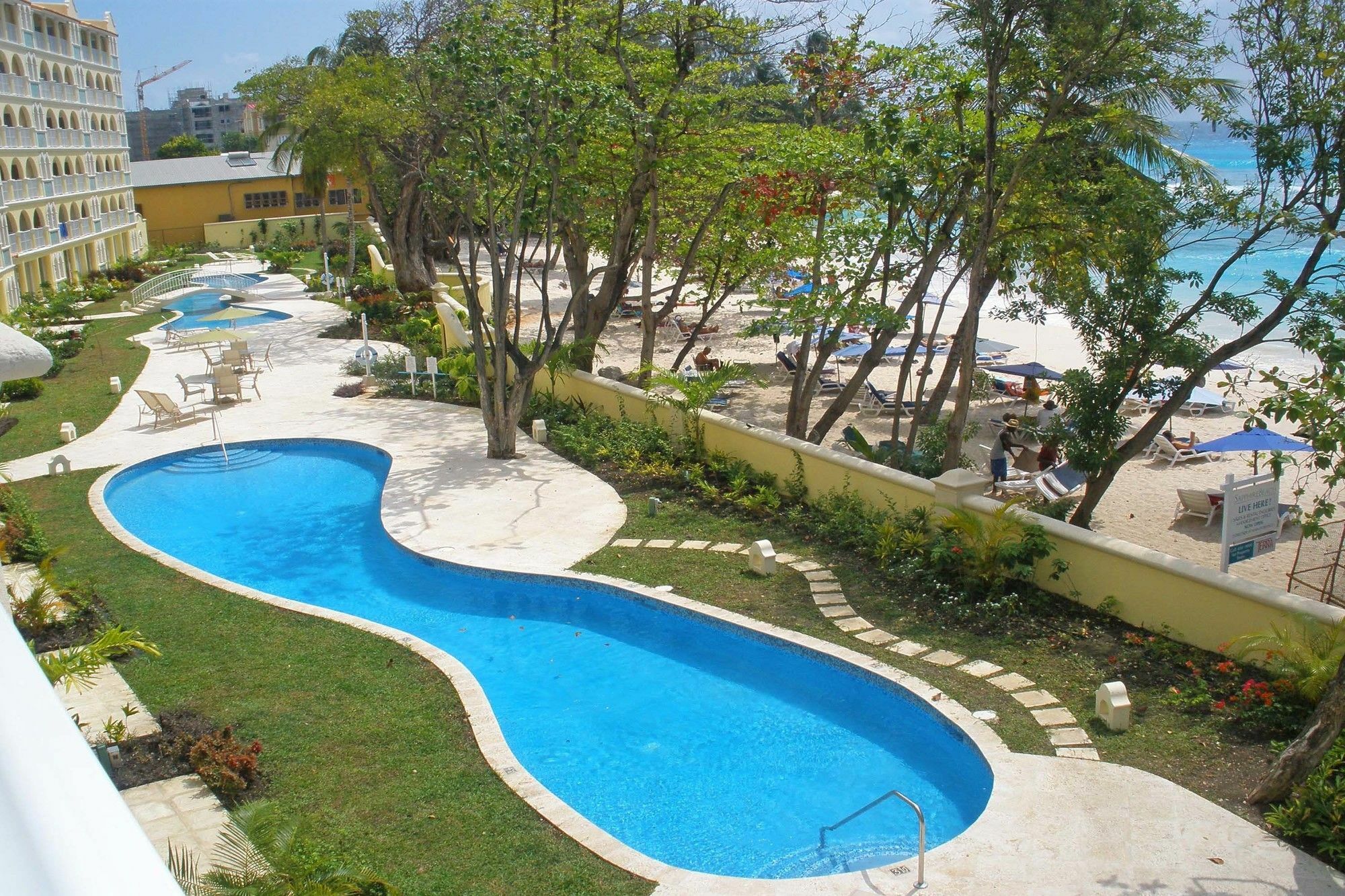 Sapphire Hotel