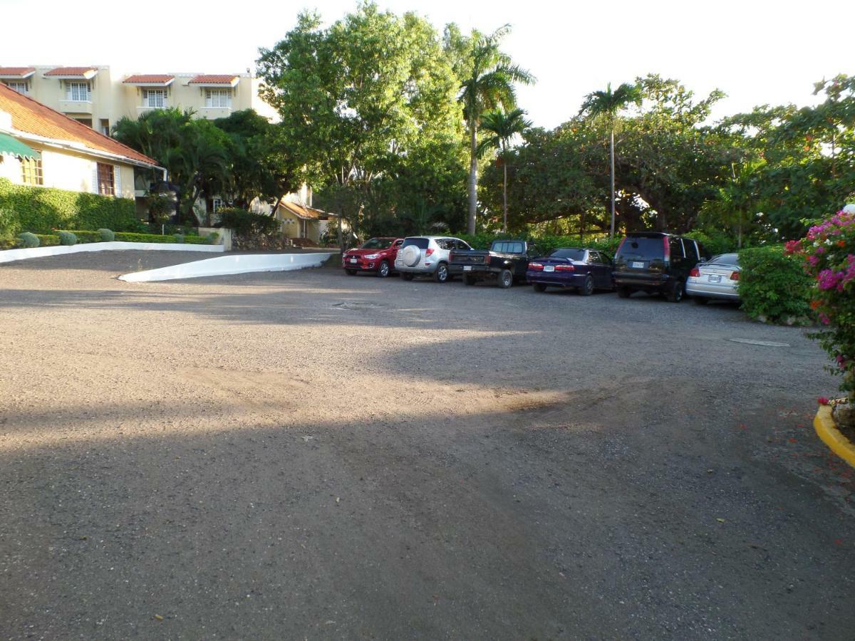 Sunset @ Club Apartment Montego Bay