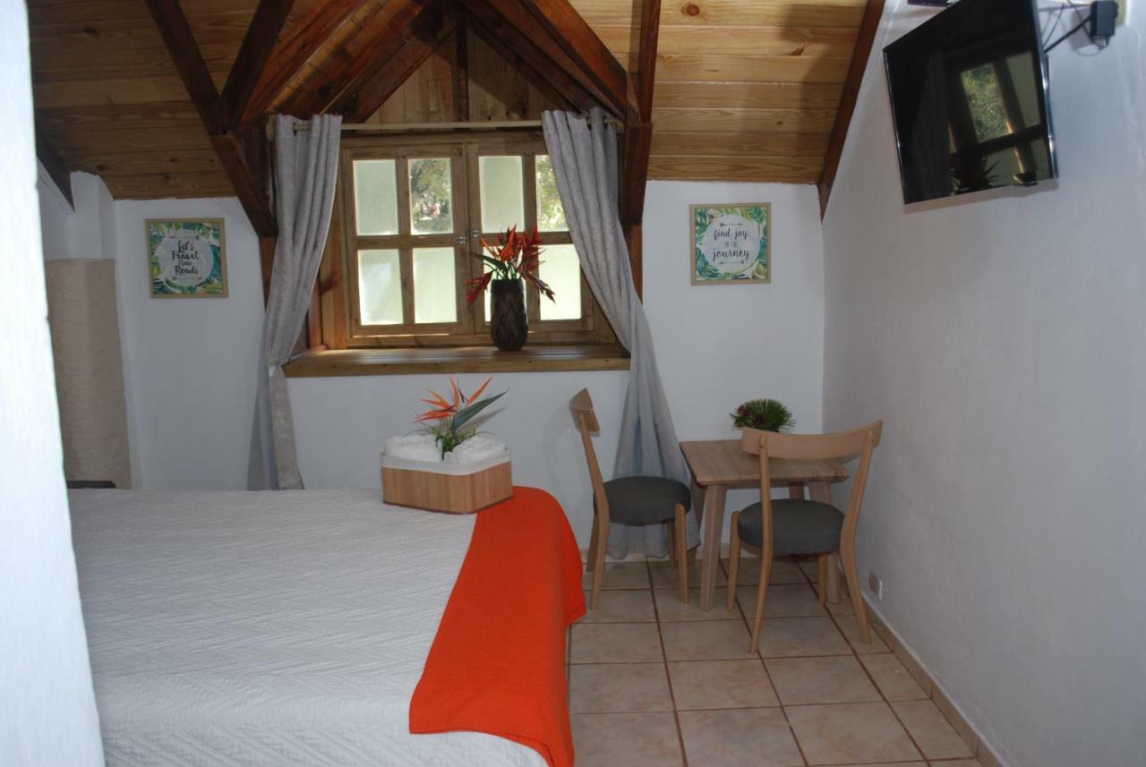 Rancho & De La Montana Hotel 3*