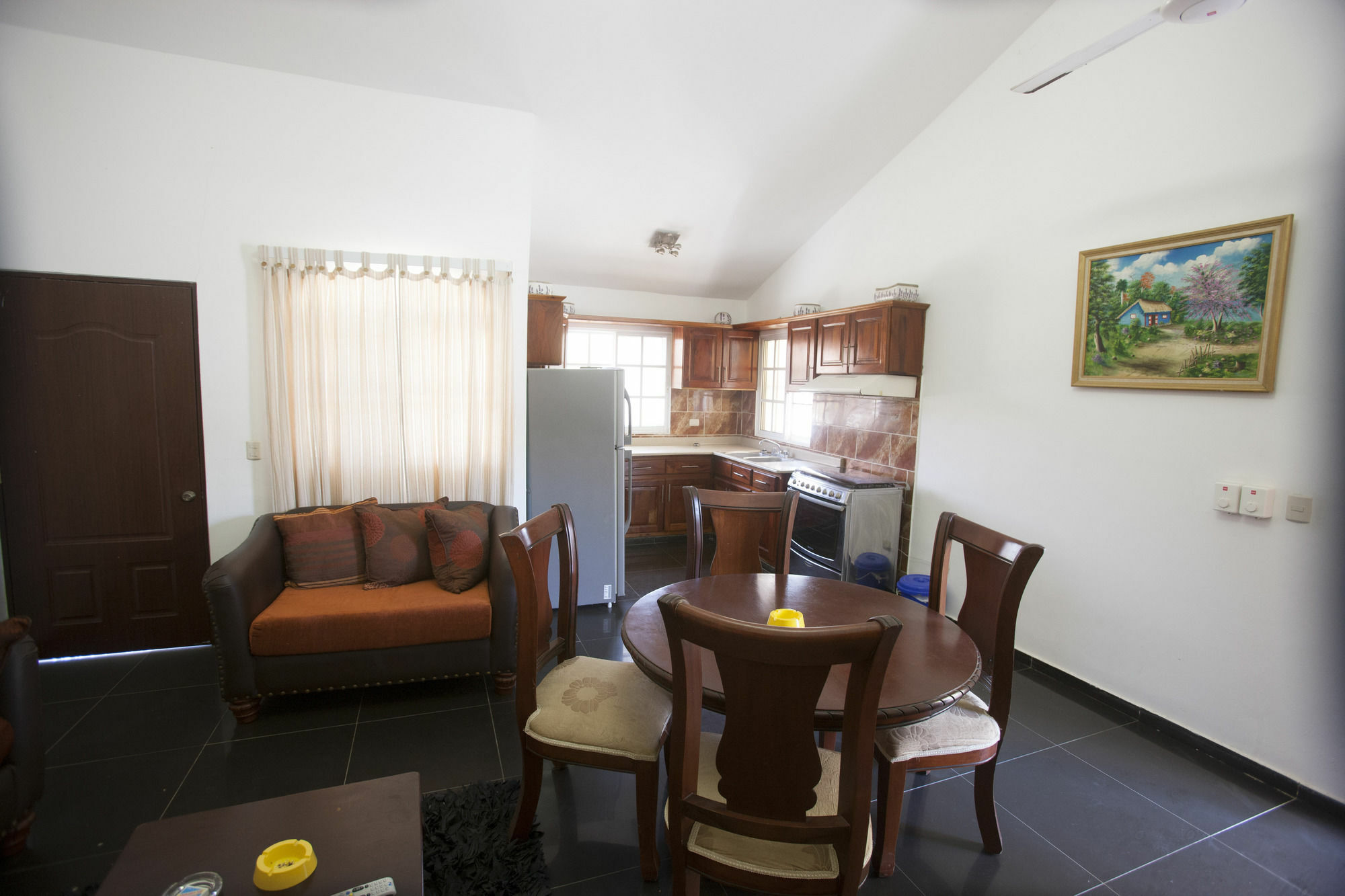 Mary Rose Apartment