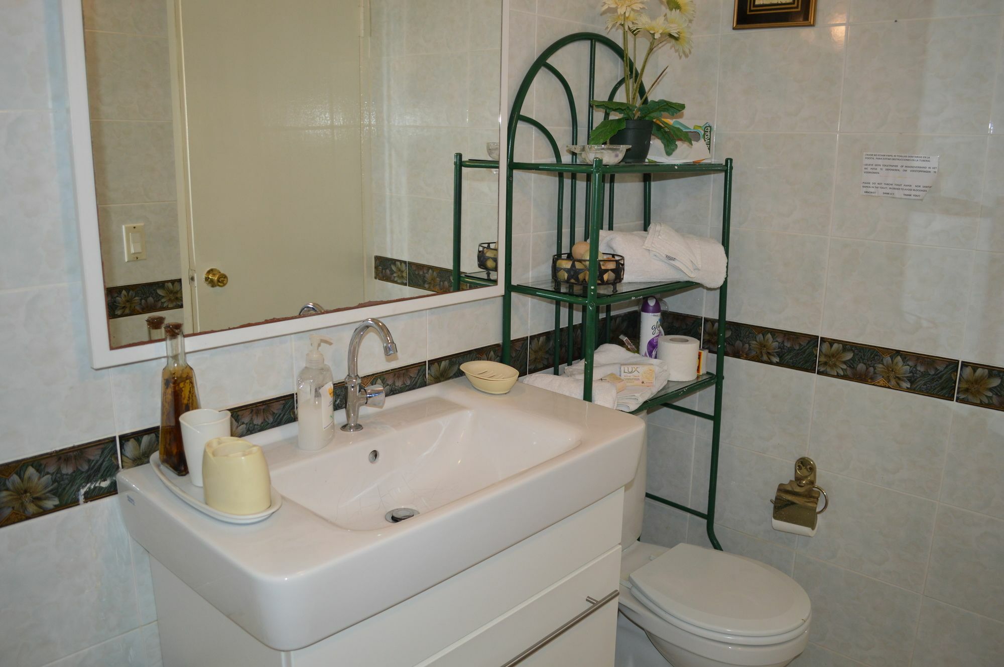 Adonai Hotel Boutique Willemstad