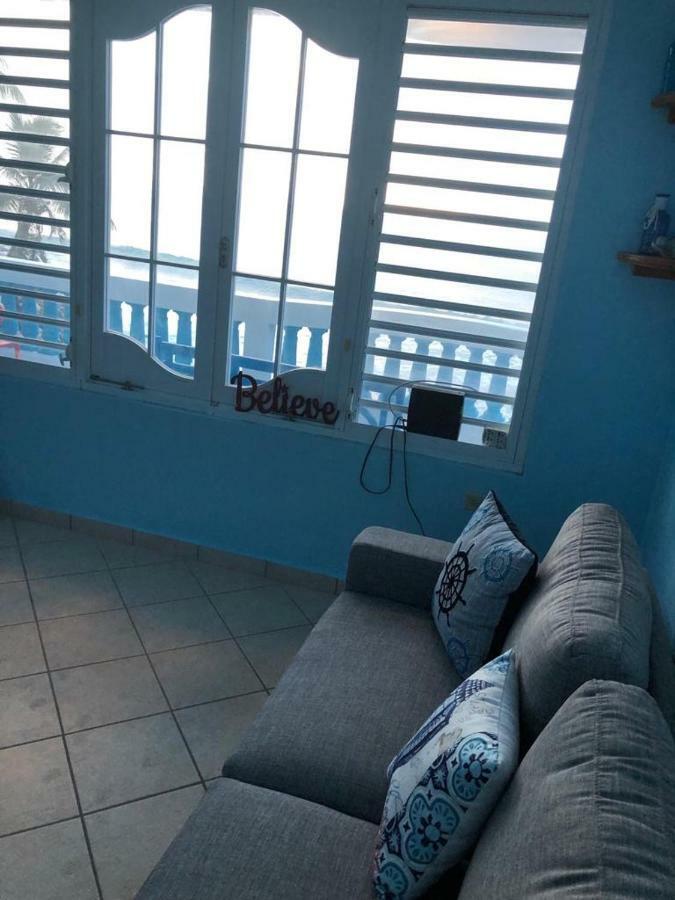 Apartment Rompeolas Beach House