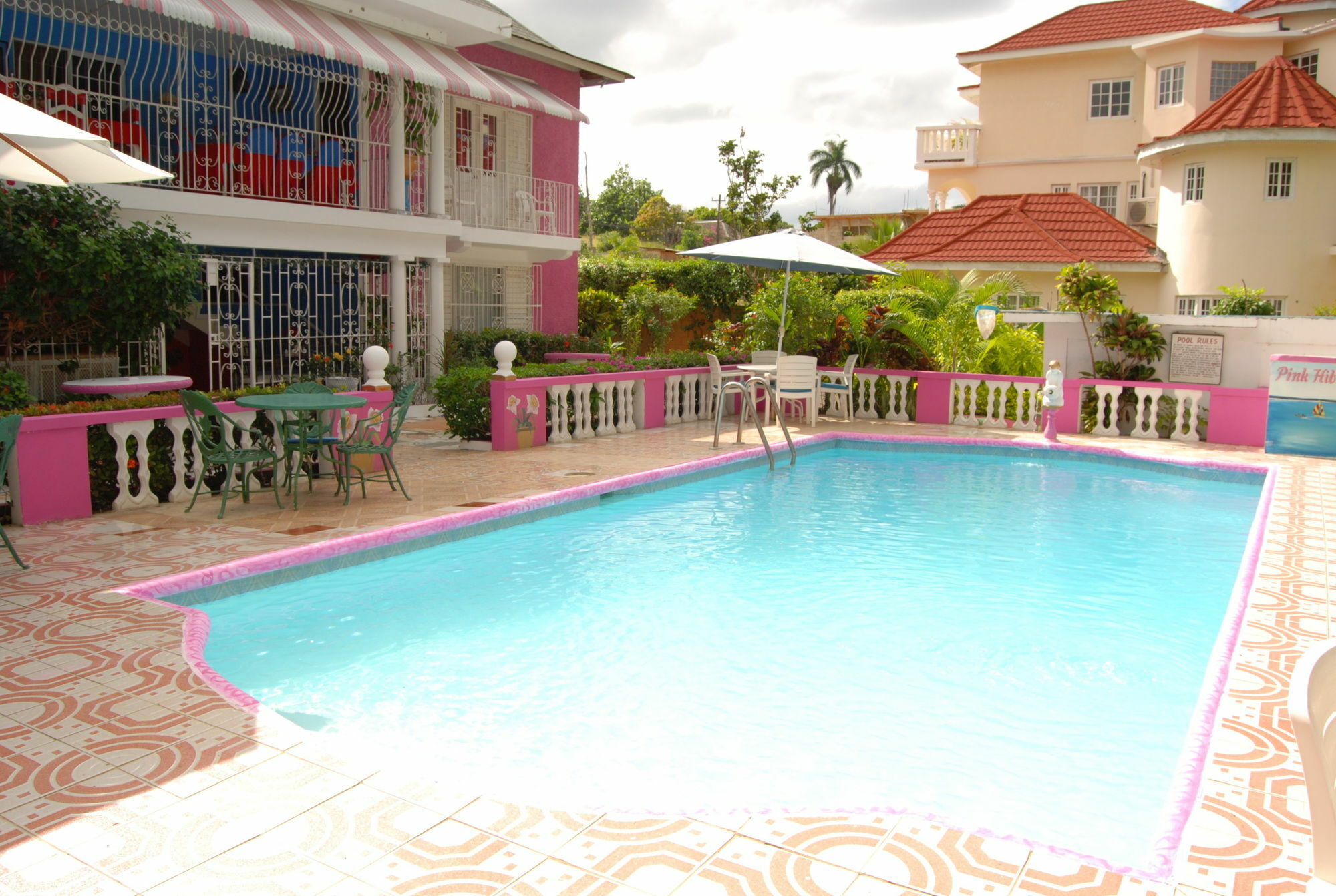 Hotel Pinkhibiscus Montego Bay