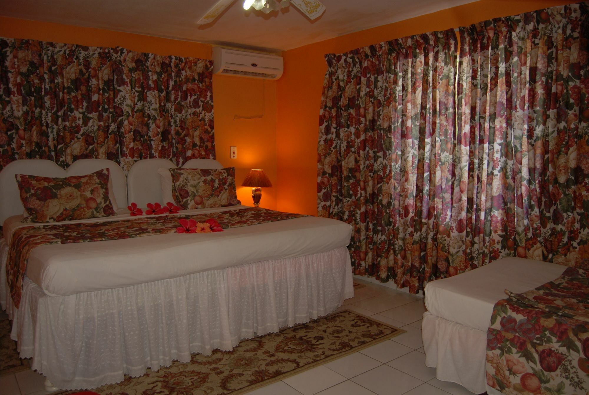 Pinkhibiscus 3* Montego Bay