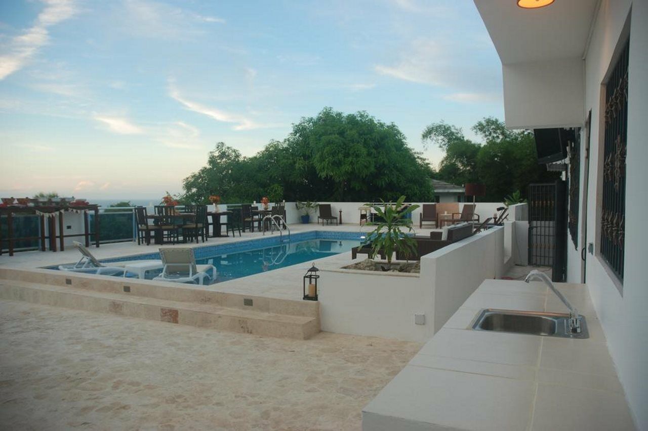 E And J Boutique Residences Sosua
