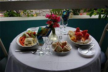 Hotel Village 3*