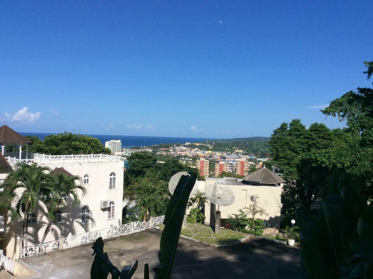 “the View”@sky Castles, Columbus Heights, Ocho Rios