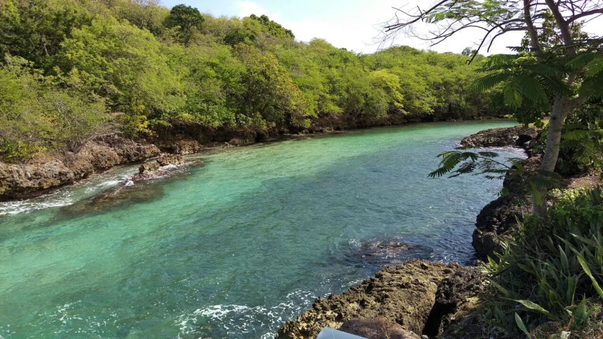 With 2 Bedrooms In Anse-bertrand, With Furnished Garden And Wifi Villa *
