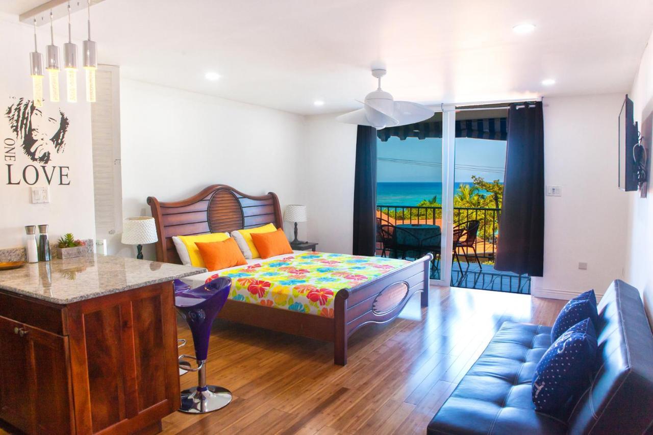Club Apartment *