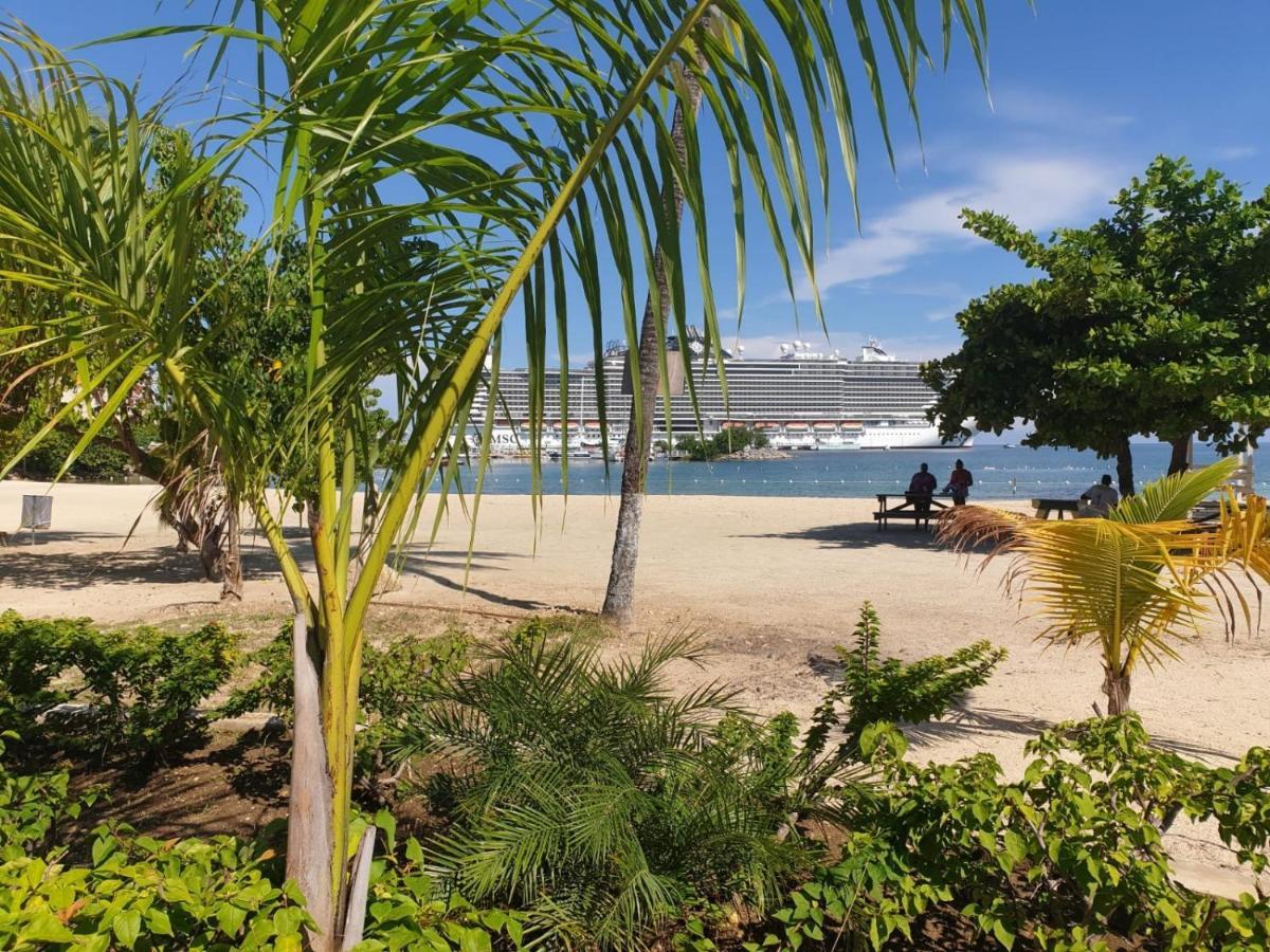 Castle * Ocho Rios