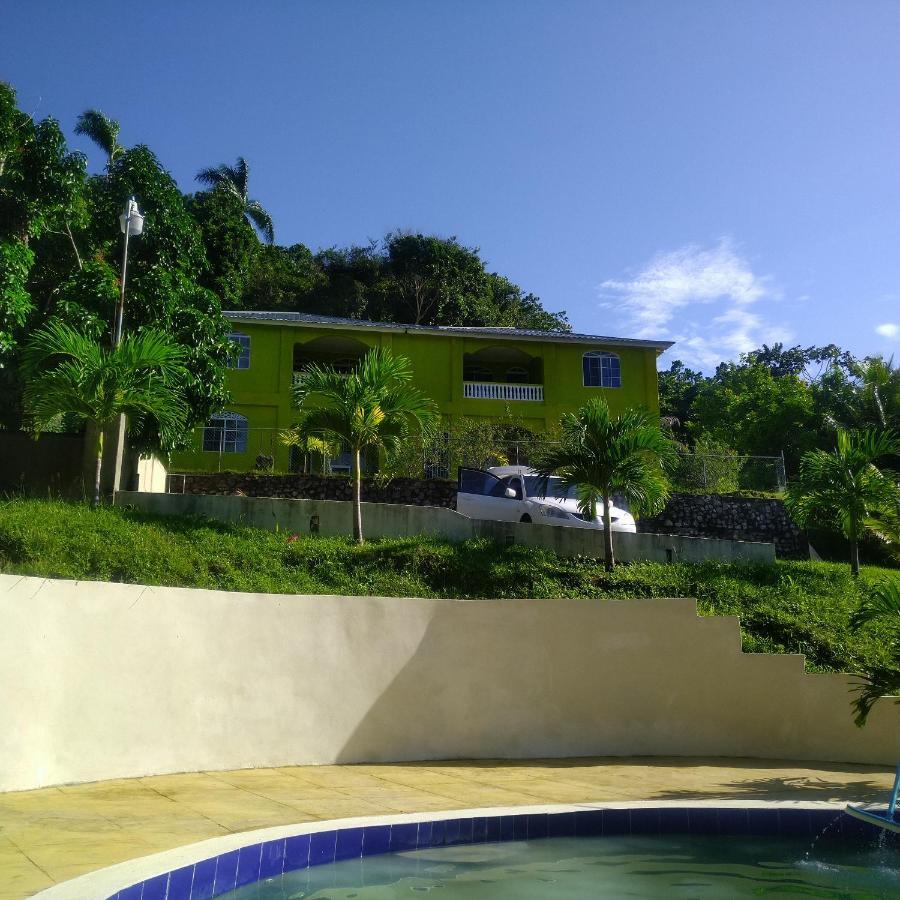 Tha Lagoon Spot Caribbean Breeze * Port Antonio
