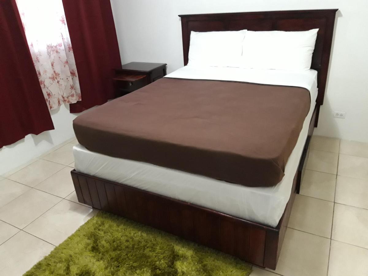 Apartment Personal Touch 1 *
