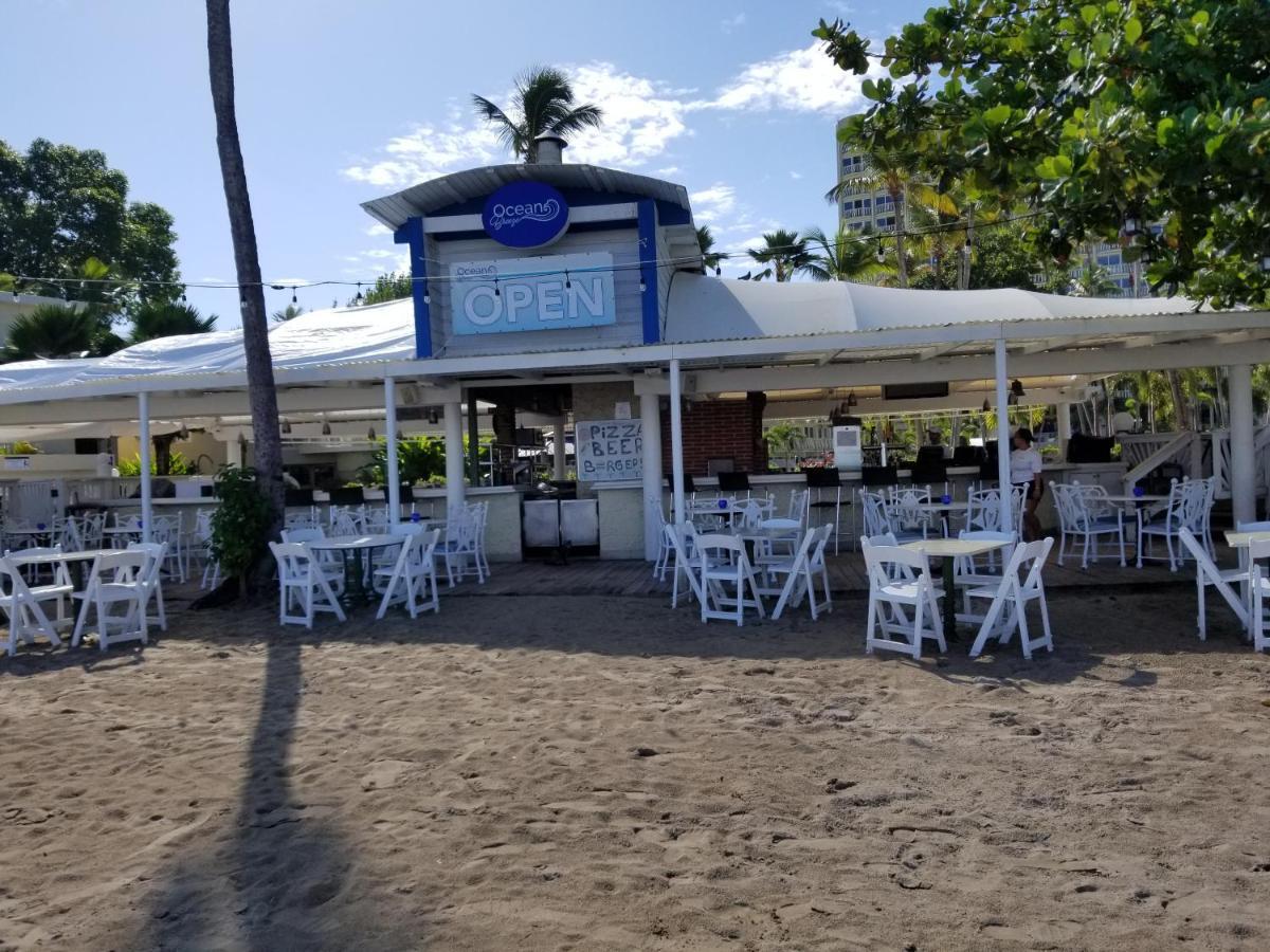 Beach Front At Coral Beach Apartment *