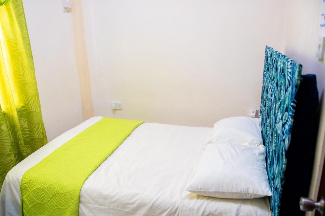 Guest house Tropical Breeze Vacation And Gros Islet