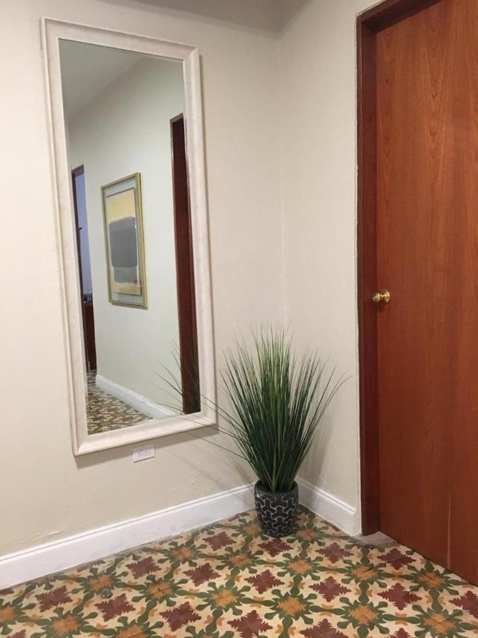 Calle Hollanda 3 Bedroom *