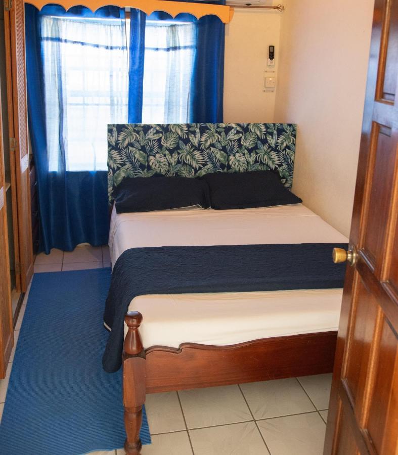Tropical Breeze Vacation And 2* Gros Islet