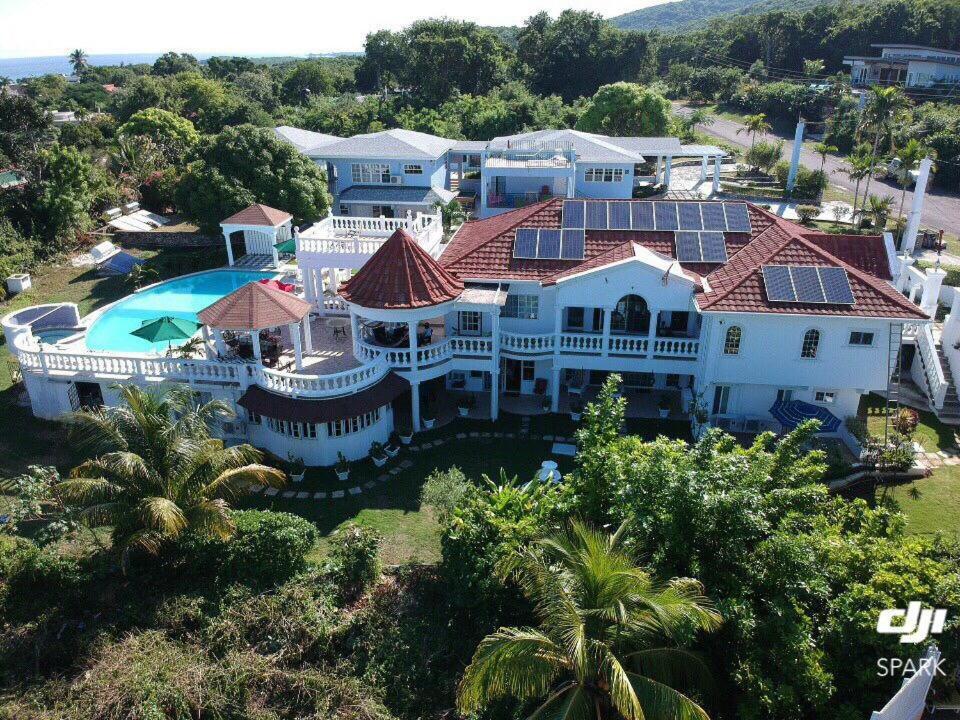 Villa Royal Vista